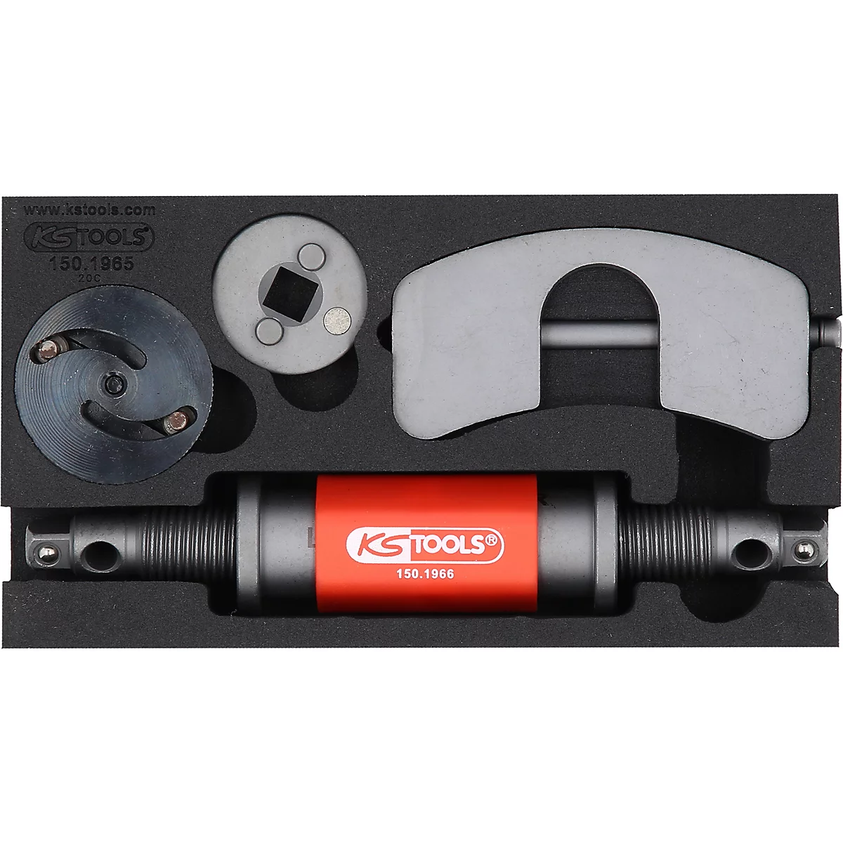 Werkzeugset von KS TOOLS, rot-schwarz, in passgenauer Schaumstoffaussparung. Enthält verschiedene Werkzeuge.